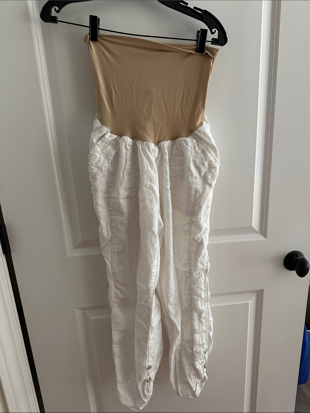 Motherhood Maternity Embellished White Maternity pants